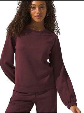 Soma Relaxed Crewneck Top in Plum